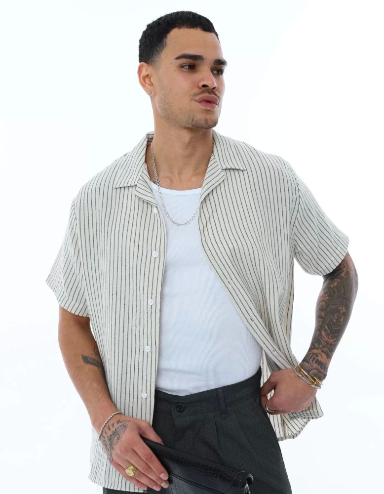 OVERSIZE İNCE ÇİZGİLİ GÖMLEK OVERSIZE İNCE ÇİZGİLİ GÖMLEK