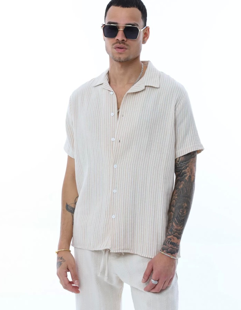 OVERSIZE KALIN ÇİZGİLİ KISA KOLLU GÖMLEK OVERSIZE KALIN ÇİZGİLİ KISA KOLLU GÖMLEK