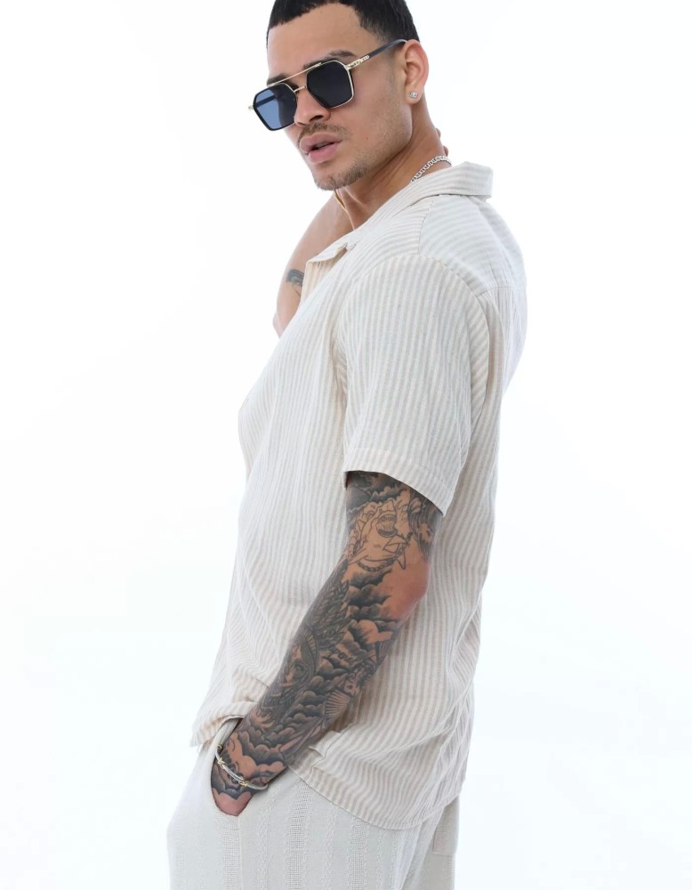 OVERSIZE KALIN ÇİZGİLİ KISA KOLLU GÖMLEK OVERSIZE KALIN ÇİZGİLİ KISA KOLLU GÖMLEK