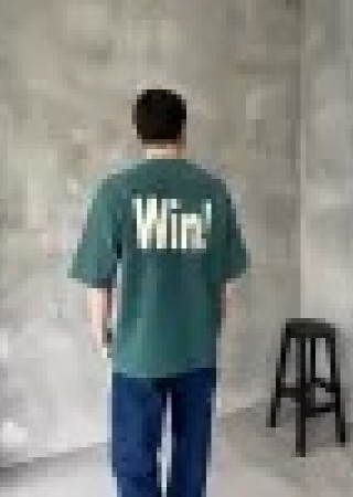 Yeşil Win Nakışlı Yıkamalı Oversize T-Shirt