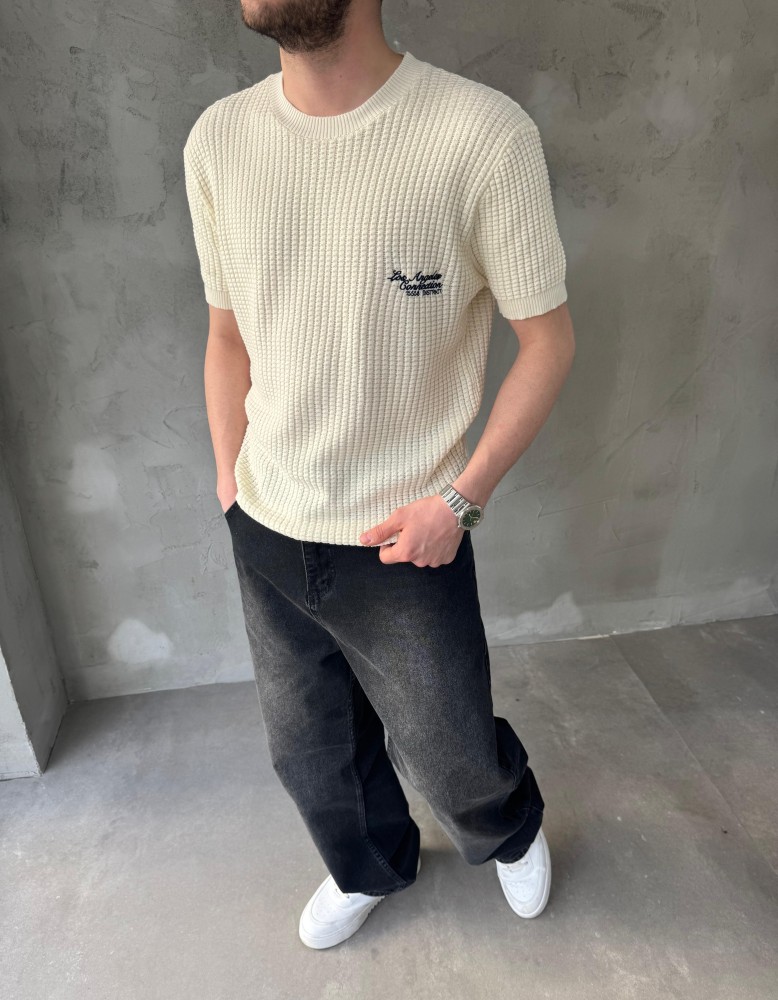 Krem Los Angeles Nakışlı Triko T-Shirt
