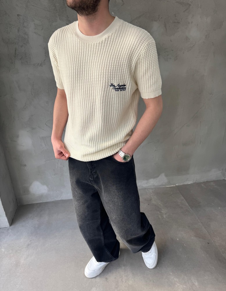 Krem Los Angeles Nakışlı Triko T-Shirt